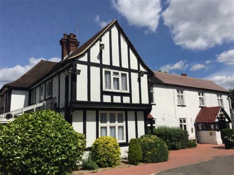 tudor lodge ruislip